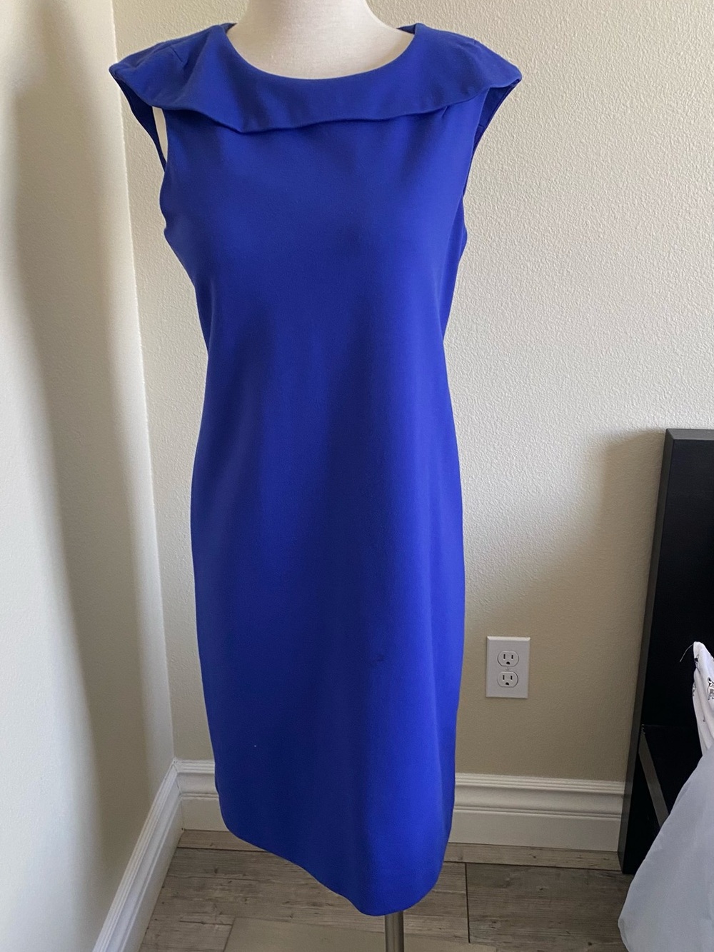Premise Sleeveless Cobalt Blue Sheath Dress
